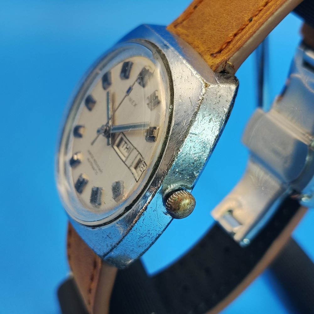 Vintage 1971 Timex Automatic Day Date 39mm Mens Mechanical Watch Leather Strap - Picture 4 of 10